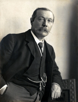 Arthur Conany Doyle by Walter Benington, 1914.png